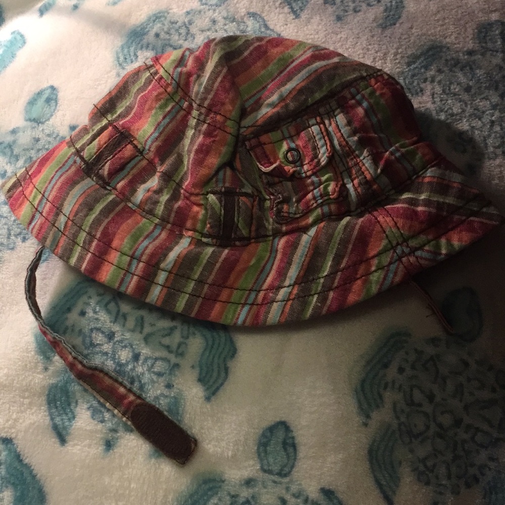 Babygap sun bucket hat